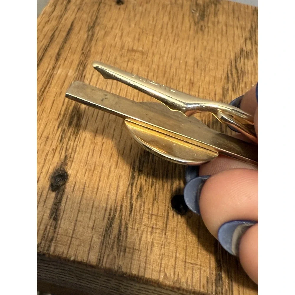 VTG Tie Clip Gold Toned With‎ Cabochan Roman Head